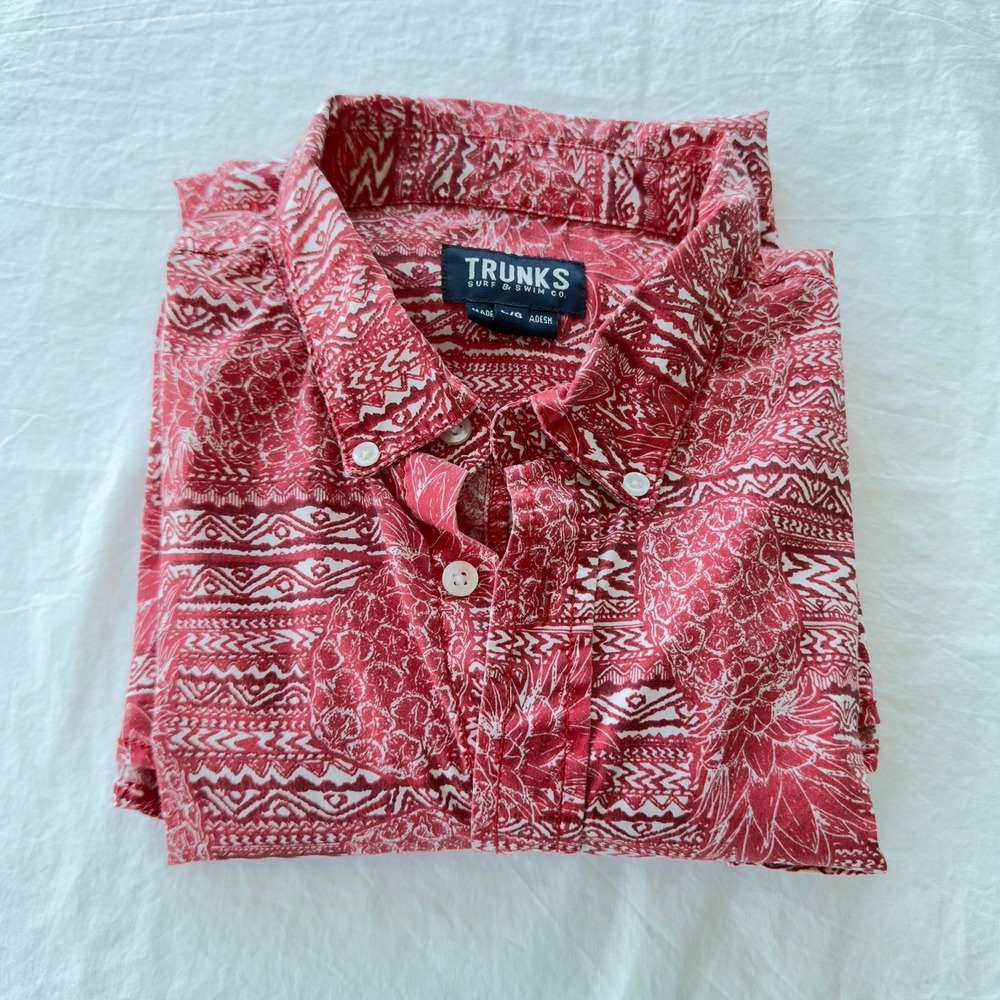 Trunks Surf & Swim Co Red Men's Large  Hawaiian Shirt Button Up Beachwear SS